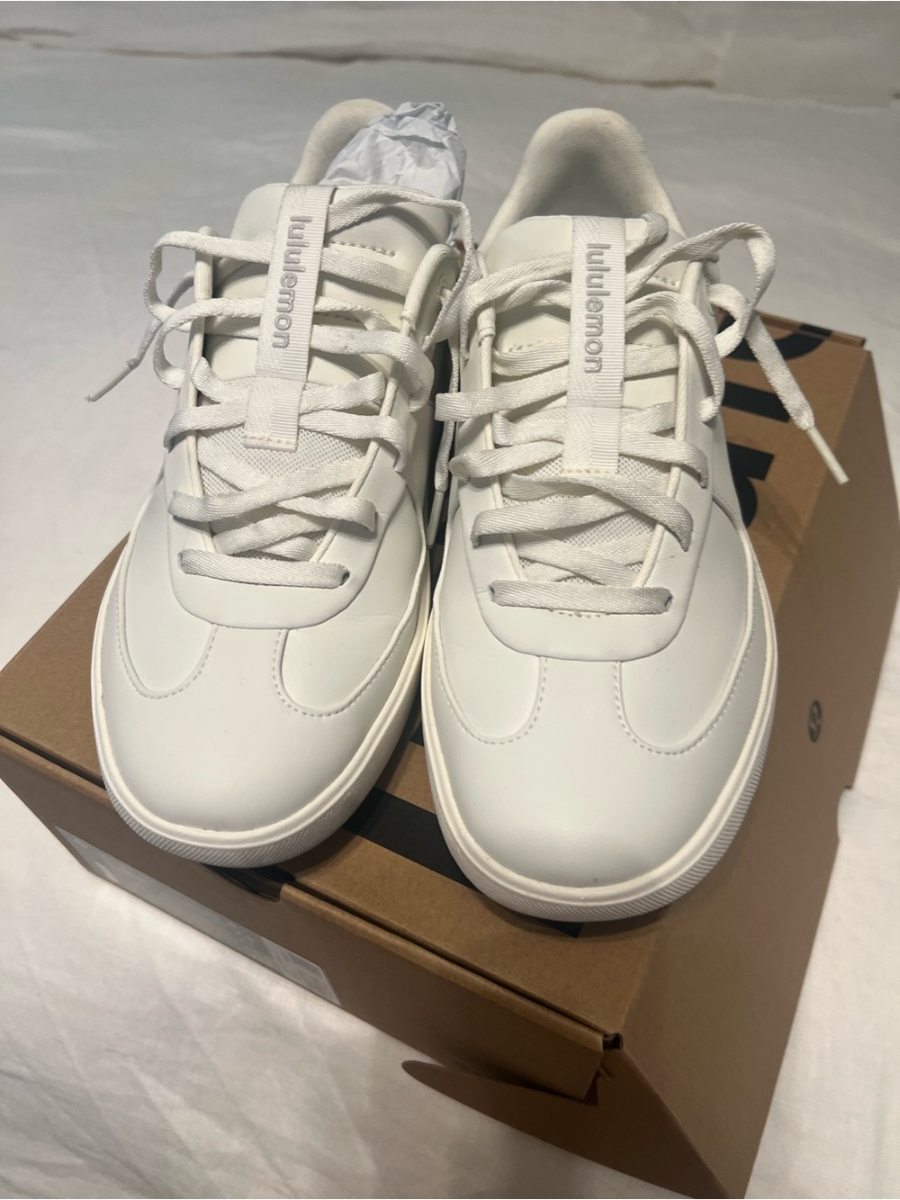 Like New!  Lululemon All White “Cityverse” Low Top Sneakers, Sz 8